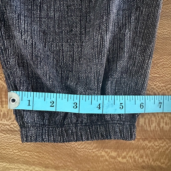 LULULEMON Joggers - Picture 7 of 10